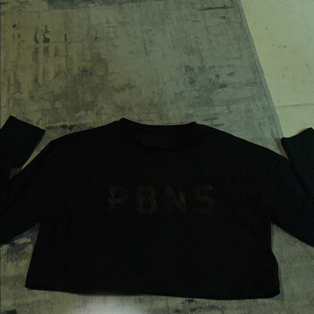 Alphalete Black Cropped T-shirt with Tonal PBNS Logo